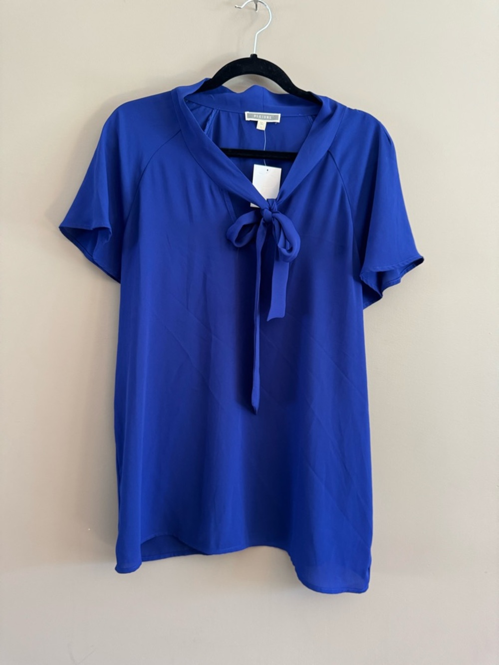 NEW NWT - Vibrant Cobalt Blue Kissing Bow Tie-Neck Short Sleeve Blouse - size L